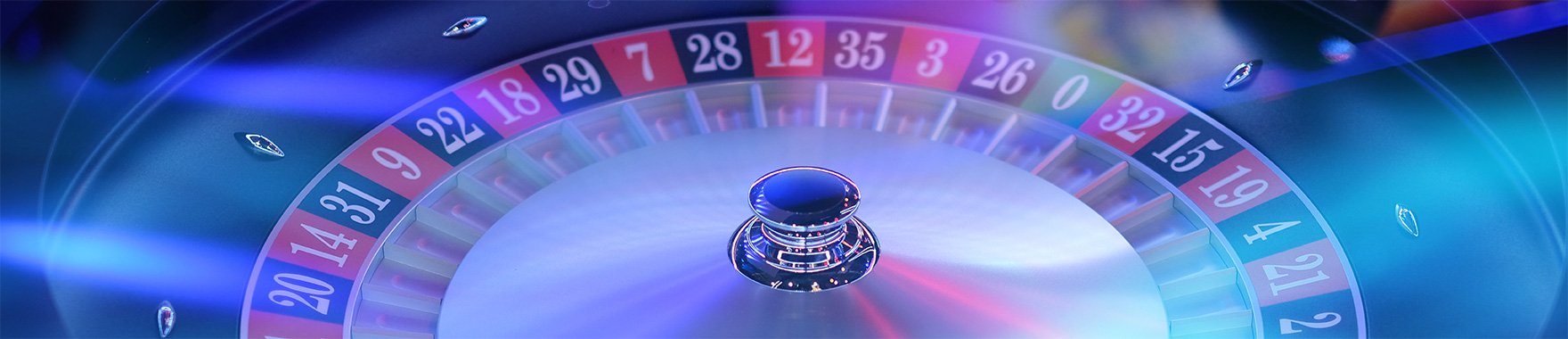 Filipino players enjoying online bingo together on mobile devices